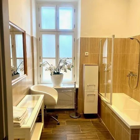 Luxurioese In Wienerwald Residenz アパート *