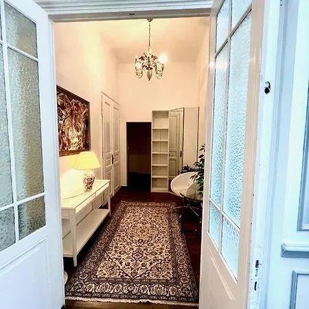 Luxurioese In Wienerwald Residenz アパート バーデン