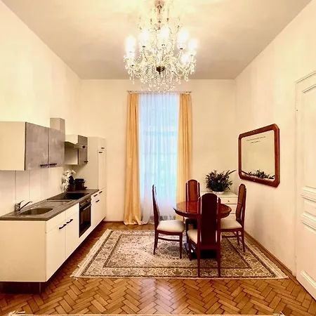 アパート Luxurioese In Wienerwald Residenz *